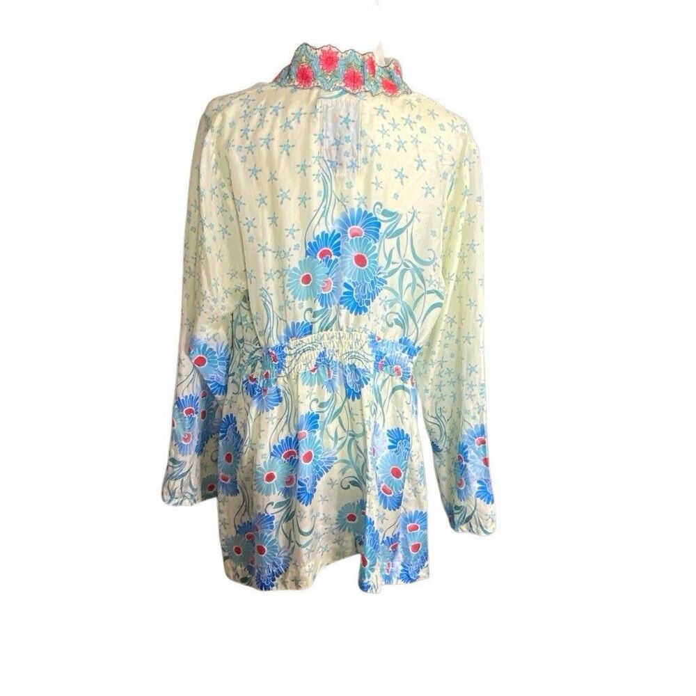 Johnny Was 100% Silk Tunic Blouse Cream Blue Floral Large Boho Print Artisan Top - Picture 3 of 9